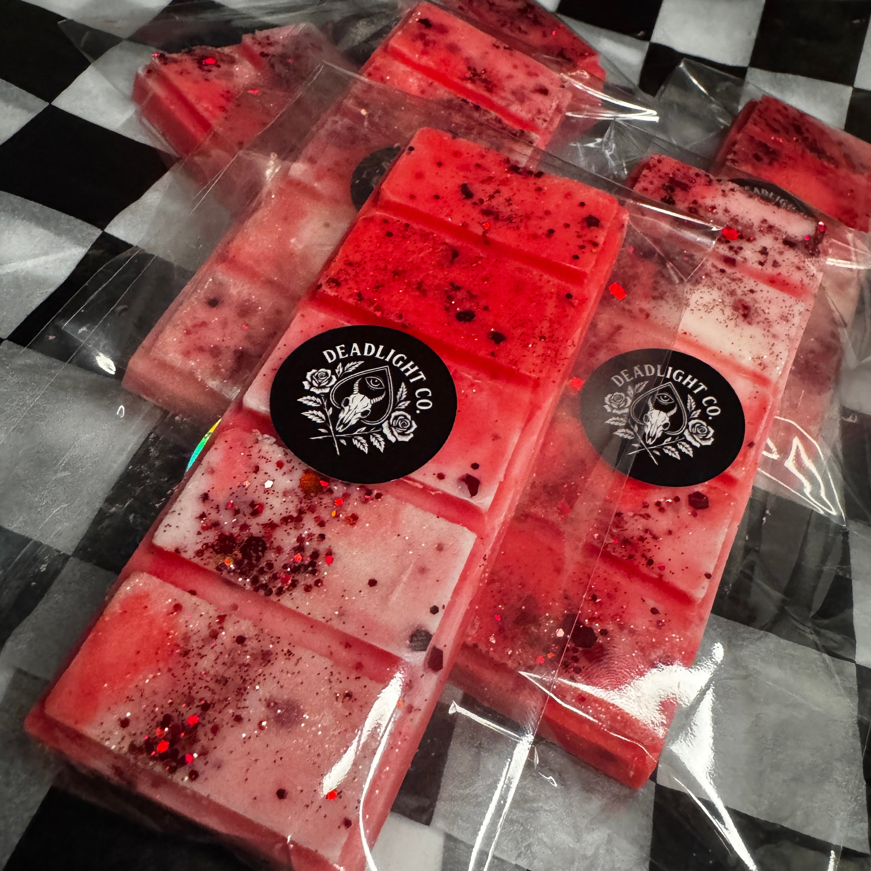 Crimson Kiss Snap Bars